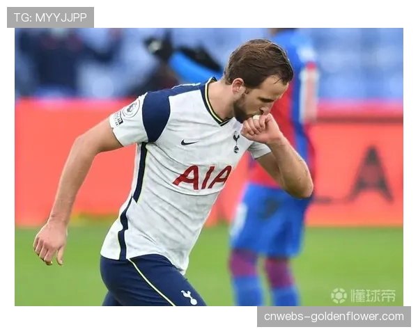 特写:凯恩进球后指向天空,告慰近日去世的家族友人